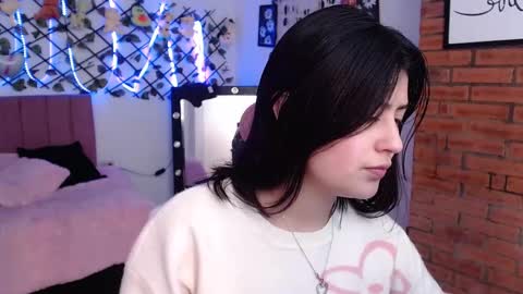 Snapshot of isa_bunny18 chatting on September 9, 2025, 3:17 am isabela online show from September 9, 2025, 3:17 am