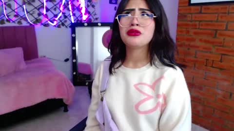 Snapshot of isa_bunny18 chatting on September 20, 2025, 10:11 pm isabela online show from September 20, 2025, 10:11 pm