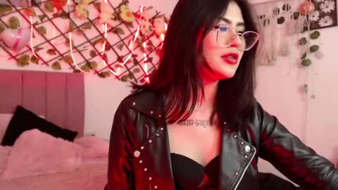 Snapshot of isa_bunny18 chatting on October 9, 2025, 3:48 am isabela online show from October 9, 2025, 3:48 am