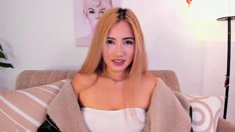 Snapshot of isa_cortes_ chatting on June 3, 2026, 1:36 pm Isa Cortes online show from June 3, 2026, 1:36 pm
