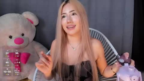Snapshot of isa_cortes_ chatting on June 15, 2026, 5:37 pm Isa Cortes online show from June 15, 2026, 5:37 pm