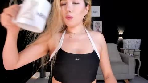 Snapshot of isa_cortes_ chatting on July 28, 2026, 12:59 pm Isa Cortes online show from July 28, 2026, 12:59 pm