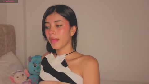 Isa Dolly online show from March 25, 2026, 11:44 pm