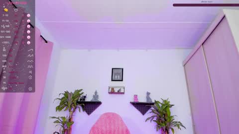 Snapshot of isa_greey chatting on February 4, 2025, 2:43 pm isabella online show from February 4, 2025, 2:43 pm