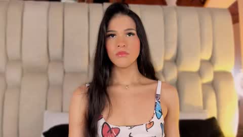 Isa  online show from February 28, 2026, 4:02 am