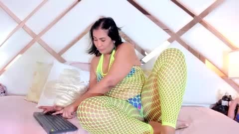 ISABELA online show from February 28, 2025, 12:31 pm