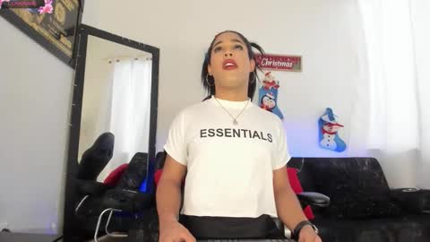 isabella online show from December 16, 2025, 9:20 pm