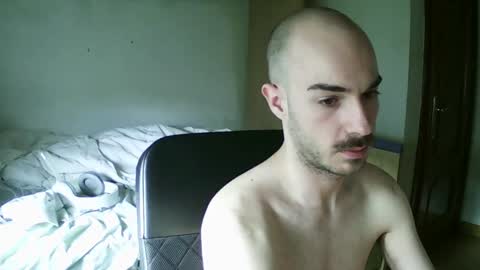 Snapshot of isaac99c chatting on January 11, 2025, 12:29 pm Isaac99c online show from January 11, 2025, 12:29 pm