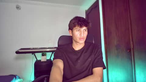 isaac online show from December 30, 2024, 4:42 am