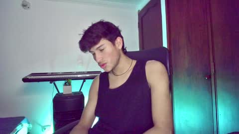 isaac online show from January 8, 2025, 1:53 am