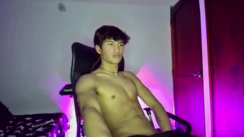 isaac online show from February 1, 2025, 4:14 am