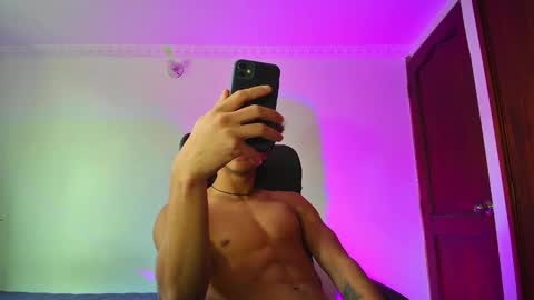 Snapshot of isaac__efx chatting on September 21, 2025, 5:03 pm isaac online show from September 21, 2025, 5:03 pm