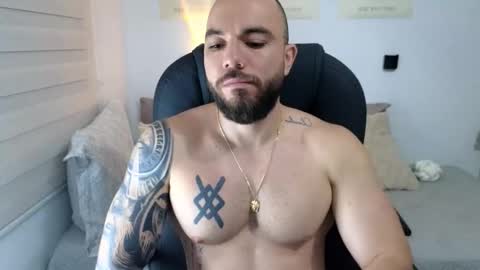 Isaac carter online show from September 25, 2025, 11:03 am