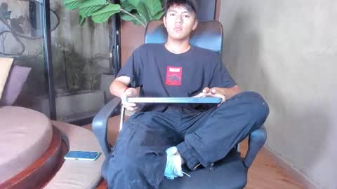 isaac_grimm online show from February 2, 2026, 3:16 am