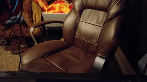 isaac online show from December 18, 2024, 7:58 am