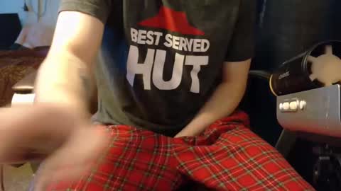 isaac online show from January 1, 2025, 5:33 pm