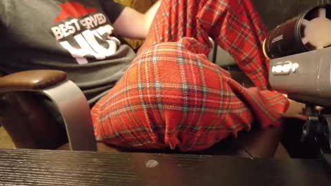 isaac online show from January 1, 2025, 10:03 pm