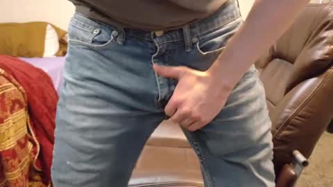 isaac online show from March 1, 2025, 2:13 pm