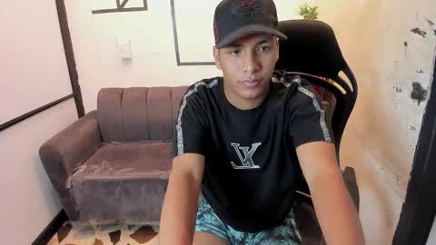 Snapshot of isaacblack_ chatting on September 27, 2025, 6:07 am IsaacBlack  online show from September 27, 2025, 6:07 am