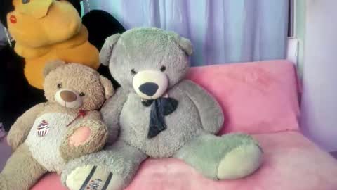 isaac online show from January 14, 2026, 3:23 am