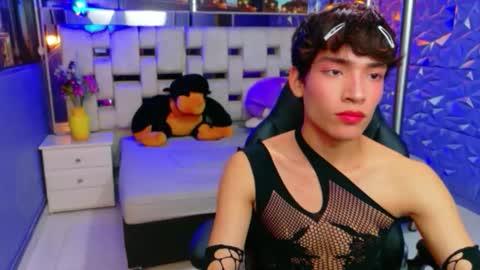 isaacnova online show from April 2, 2026, 7:11 pm