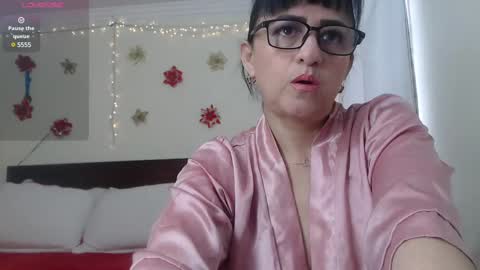 Isabeel Sofia online show from March 9, 2025, 1:04 pm