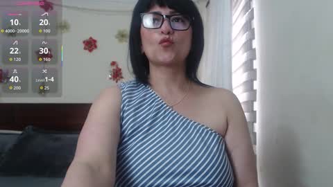 Snapshot of isabeel_sofia01 chatting on October 7, 2025, 7:22 pm Isabeel Sofia online show from October 7, 2025, 7:22 pm