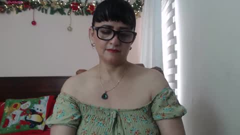 Snapshot of isabeel_sofia01 chatting on November 2, 2025, 3:58 pm Isabeel Sofia online show from November 2, 2025, 3:58 pm
