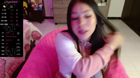 Snapshot of isabeella_24 chatting on January 21, 2025, 2:11 am Isabella online show from January 21, 2025, 2:11 am