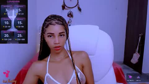 isabel online show from December 16, 2025, 9:09 pm