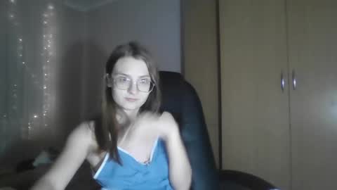 Snapshot of isabel_loveee chatting on January 13, 2026, 9:09 pm isabel_loveee online show from January 13, 2026, 9:09 pm