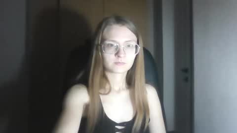 Snapshot of isabel_loveee chatting on February 12, 2026, 9:21 pm isabel_loveee online show from February 12, 2026, 9:21 pm