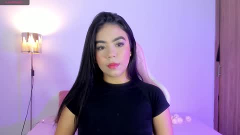 Snapshot of isabel_queen_ chatting on December 22, 2025, 2:52 am Isabel online show from December 22, 2025, 2:52 am