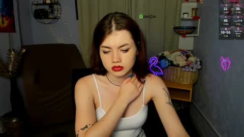 Snapshot of isabel_wave chatting on May 7, 2026, 7:19 pm isabel online show from May 7, 2026, 7:19 pm