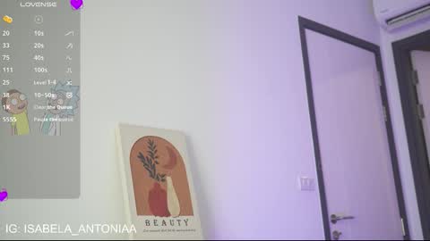 Snapshot of isabela_antonia_ chatting on September 25, 2025, 9:13 am    online show from September 25, 2025, 9:13 am