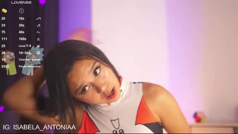 Snapshot of isabela_antonia_ chatting on September 27, 2025, 11:59 am    online show from September 27, 2025, 11:59 am