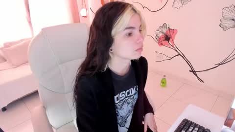 Snapshot of isabela_fiorelli chatting on September 14, 2025, 1:32 pm isabela_fiorelli online show from September 14, 2025, 1:32 pm