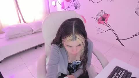 Snapshot of isabela_fiorelli chatting on September 16, 2025, 1:45 pm isabela_fiorelli online show from September 16, 2025, 1:45 pm