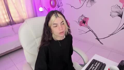 Snapshot of isabela_fiorelli chatting on September 28, 2025, 11:48 am isabela_fiorelli online show from September 28, 2025, 11:48 am