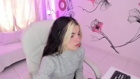 Snapshot of isabela_fiorelli chatting on October 5, 2025, 1:20 pm isabela_fiorelli online show from October 5, 2025, 1:20 pm