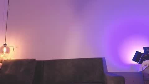 Isabela online show from March 24, 2026, 11:48 am