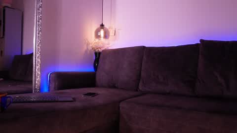 Isabela online show from June 22, 2026, 11:51 am