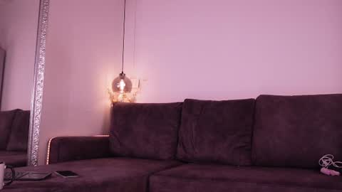 Isabela online show from July 13, 2026, 11:46 am