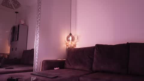 Isabela online show from July 14, 2026, 11:49 am