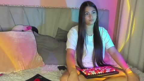 Snapshot of isabela_latingirl chatting on December 10, 2024, 8:40 am  isabela online show from December 10, 2024, 8:40 am