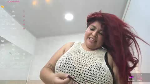 Snapshot of isabela_molina chatting on May 28, 2026, 7:33 pm ISABELA online show from May 28, 2026, 7:33 pm