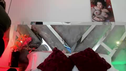 Mommy Isa online show from June 15, 2026, 1:57 pm