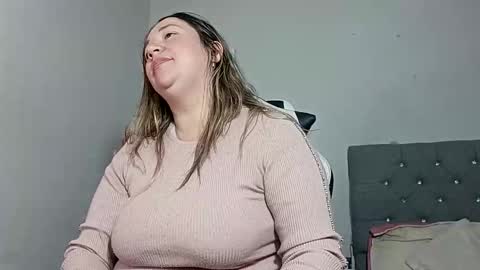 Snapshot of isabela_rossse1 chatting on November 6, 2025, 1:23 pm isabela online show from November 6, 2025, 1:23 pm