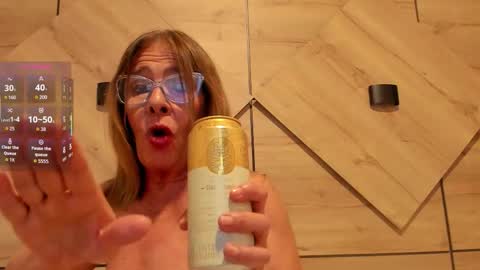  Isabela  online show from November 21, 2025, 4:00 am