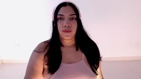 isabelateran online show from August 9, 2026, 12:10 pm